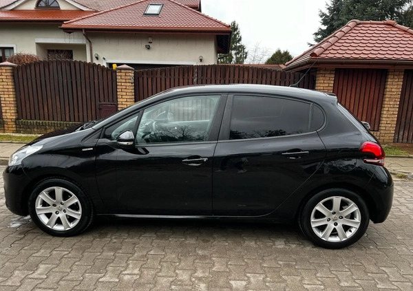 Peugeot 208 cena 29900 przebieg: 146000, rok produkcji 2015 z Łeba małe 379